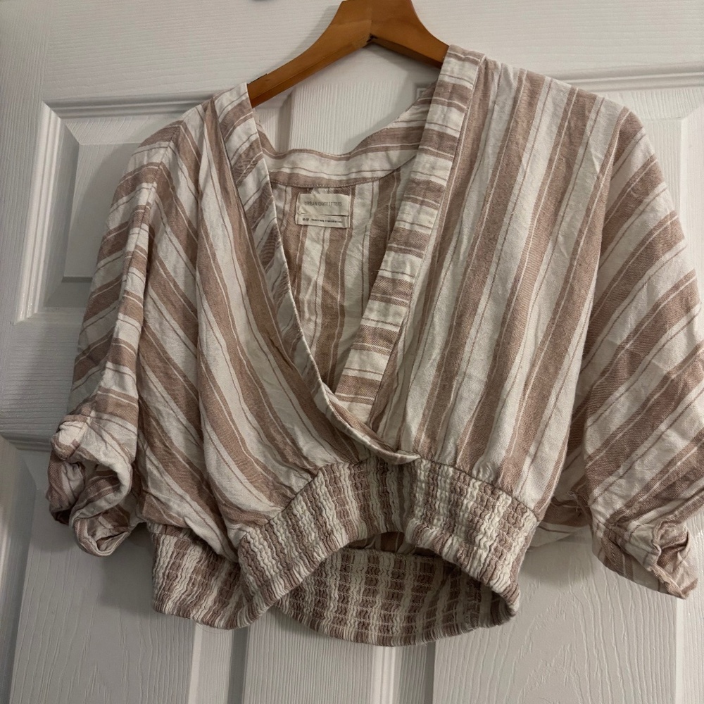 Urban outfitters cropped striped shirt M
